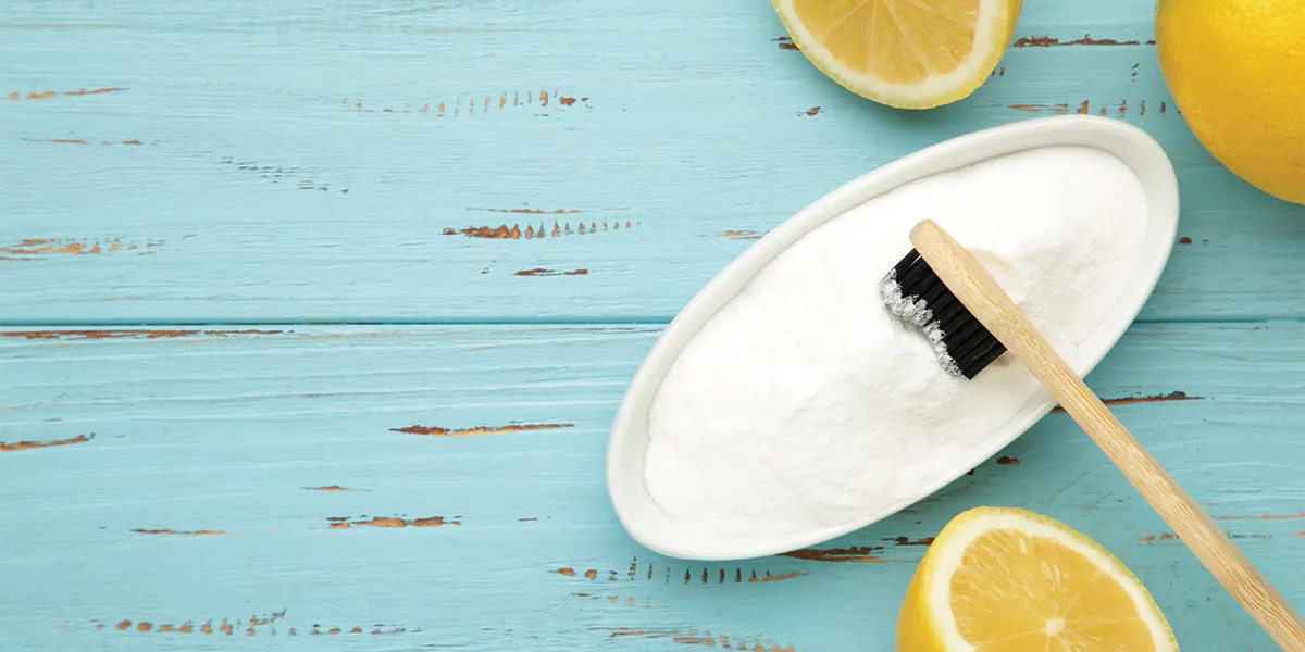 25666 baking soda teeth whitening 1