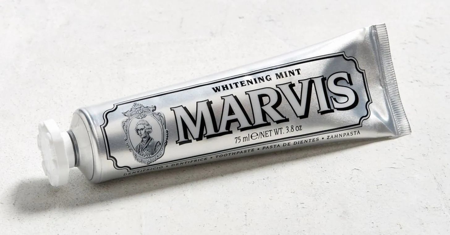 25686 daily use toothpaste
