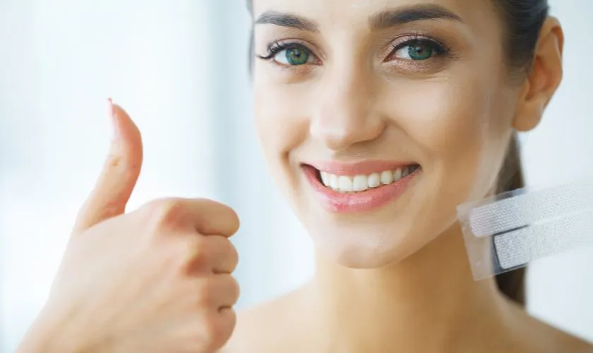 25711 whitened teeth smile