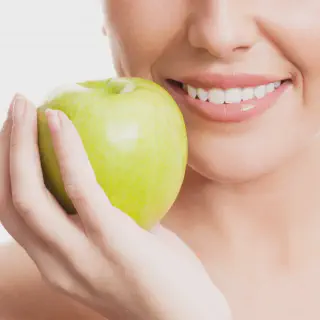 /img/25734-maintaining-white-smile.webp