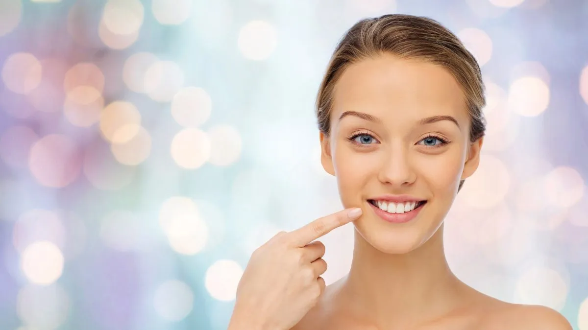 25738 youthful smile