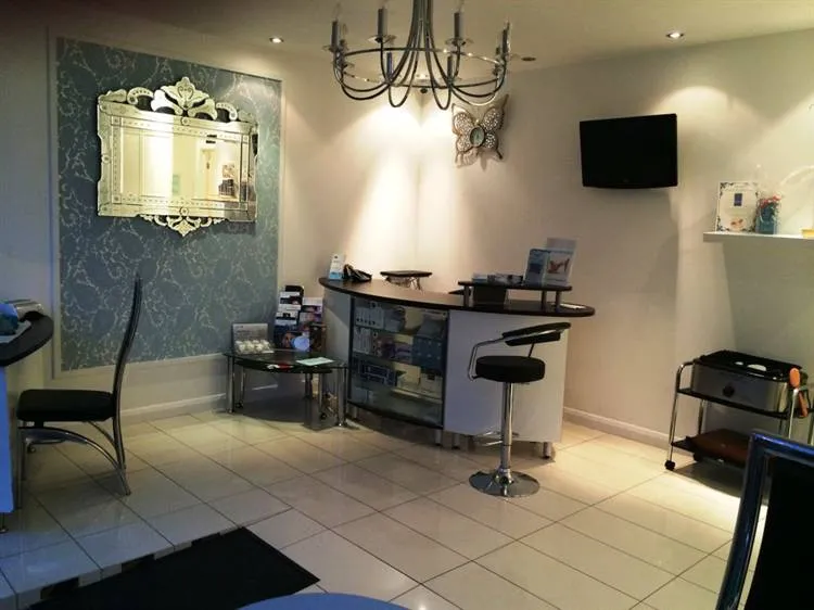 25772 teeth whitening location