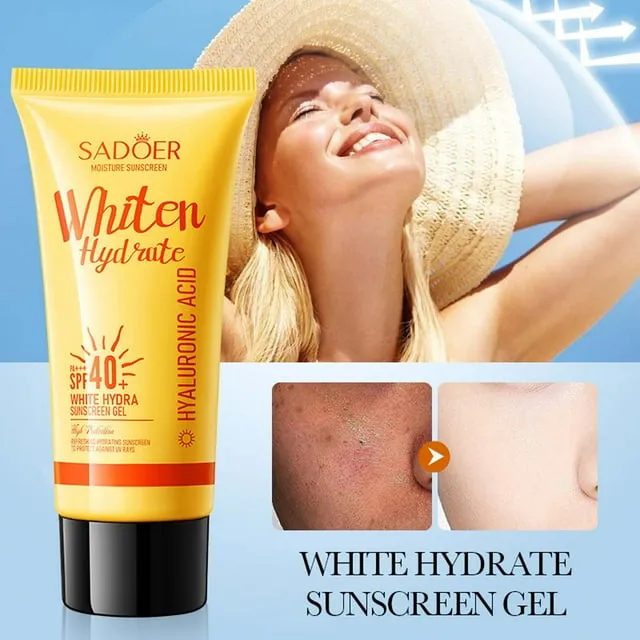 25801 applying sunscreen