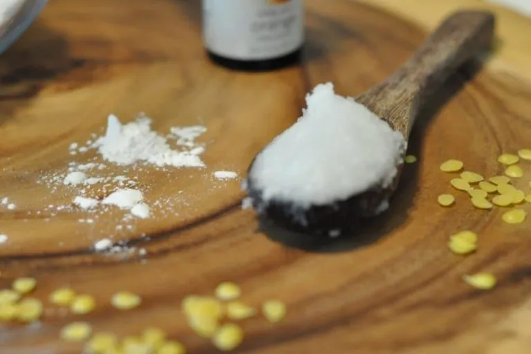 /img/25809-arrowroot-powder-skin-whitening-7.webp
