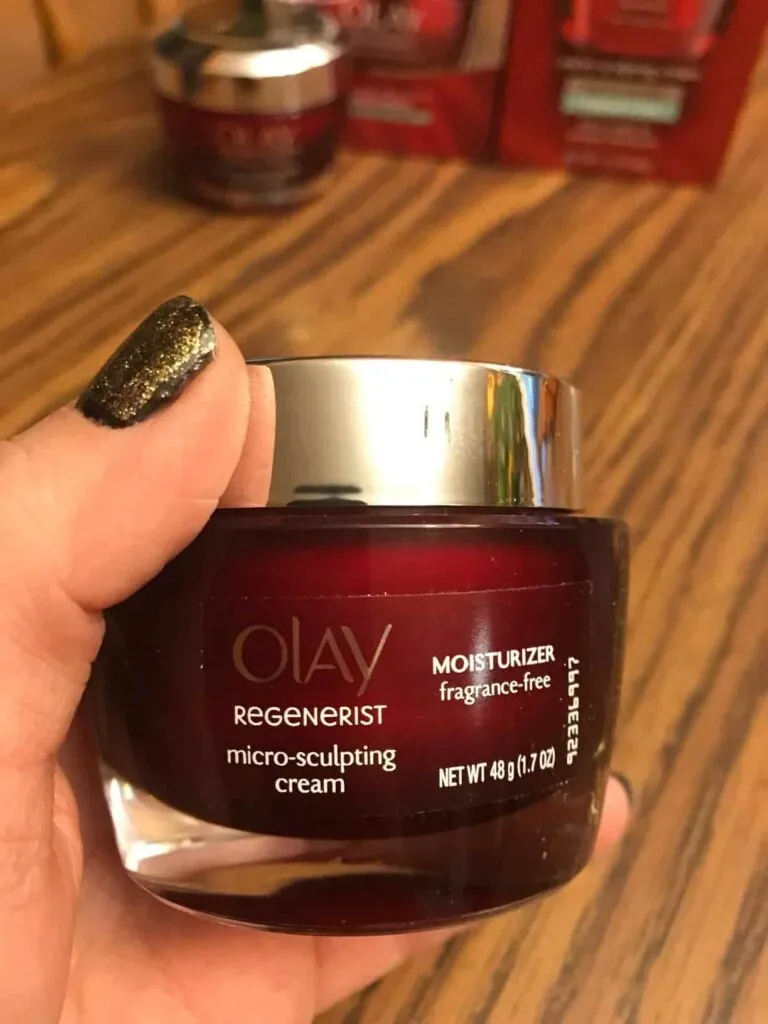 25813 olay white radiance