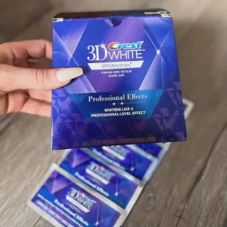 /img/25848-crest-whitening-strips-alternatives.webp