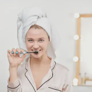 /img/25859-mouthwash-and-whitening.webp