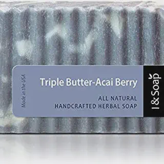 /img/25877-whitening-soap-guide-7.webp